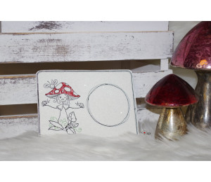 Stickserie ITH - MugRugs Pilz Fräulein